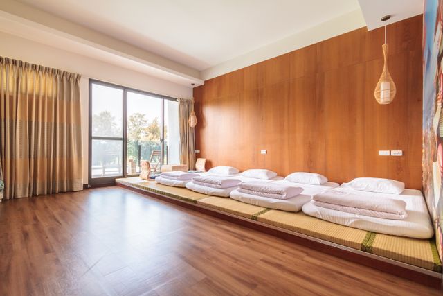 Idiopathic Wind Nest-Japanese Quad Room with Bathtub-2
