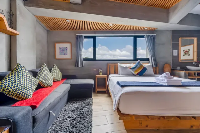 墾丁船帆石原宿｜國旅卡特約｜可包棟民宿-加大雙人床房-附陽台-10