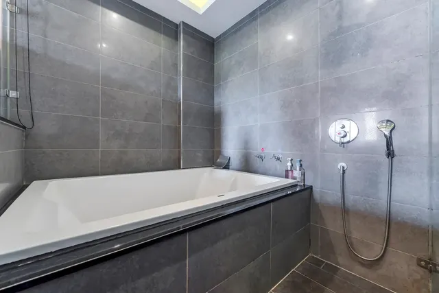 墾丁船帆石原宿｜國旅卡特約｜可包棟民宿-山景四人房-11