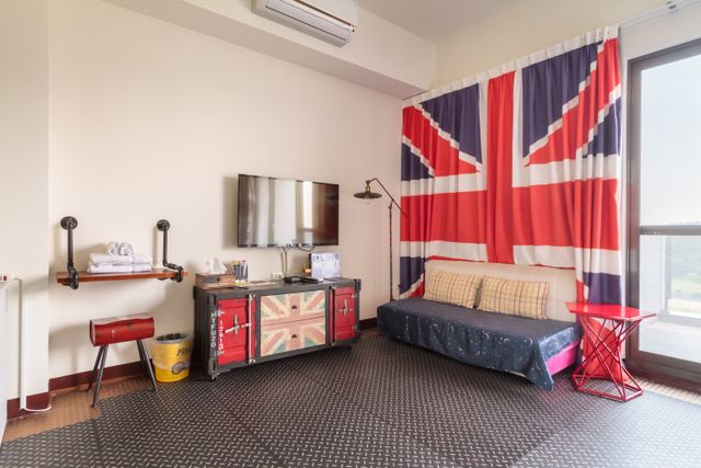 Idiopathic Wind Nest-Garden View Deluxe Double Room with Balcony-5