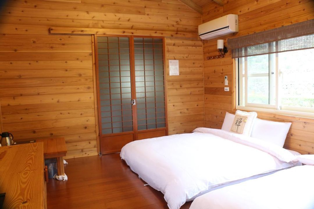 시토우 플로라스 하우스 비앤비 (Sitou Flora's House B&B)