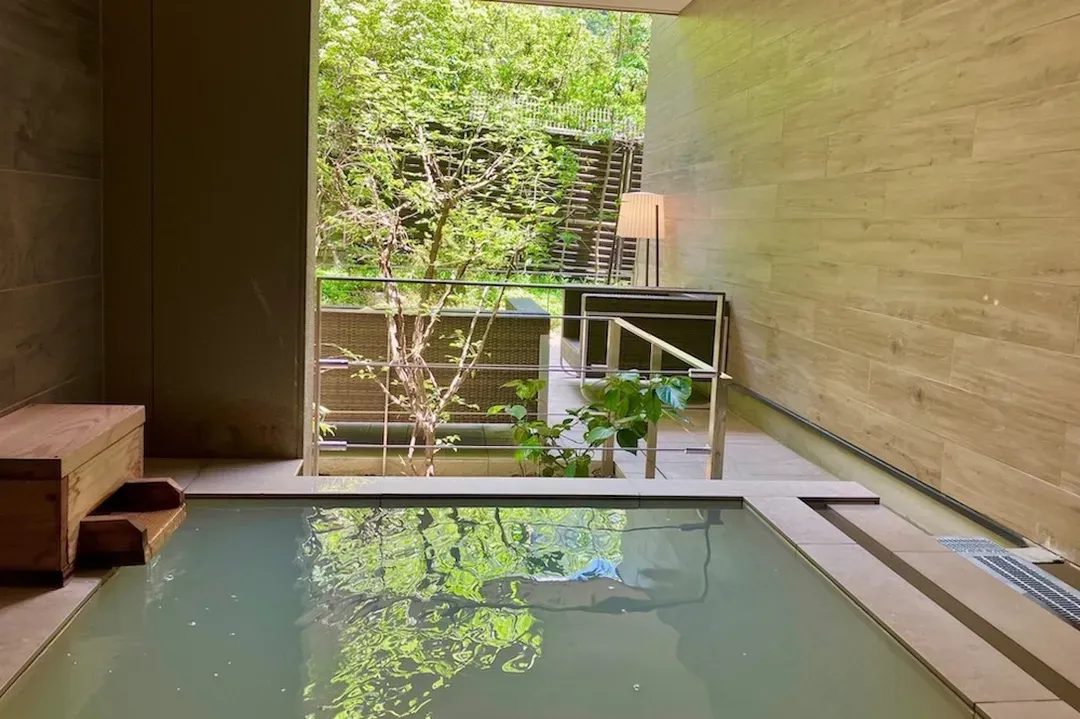 雲仙溫泉 九州飯店｜半露天溫泉/雲仙地獄步行3分/天草国立公園步行18分