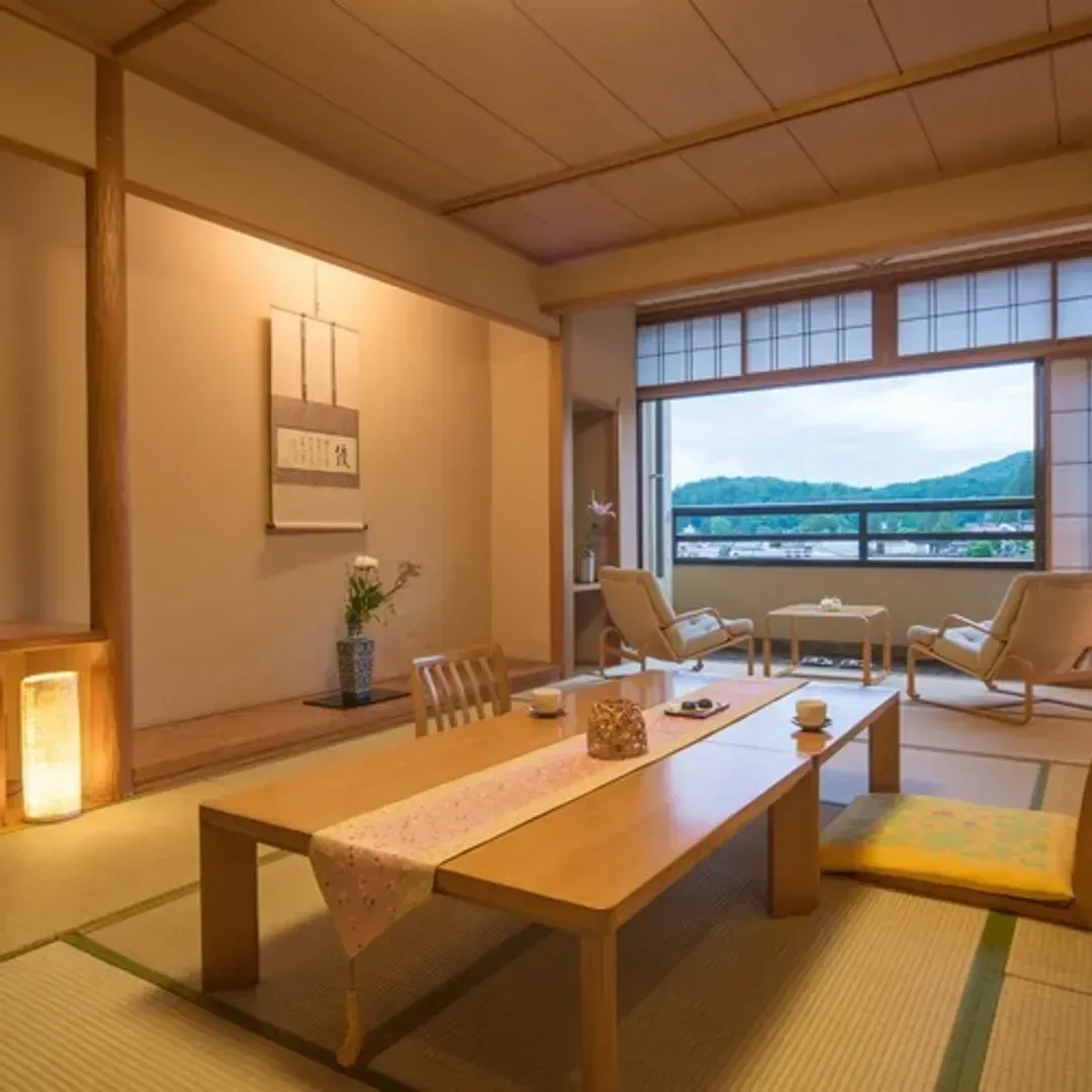飛驒高山 本陣平野屋 別館｜高山站徒歩10分/三町古建築保存區徒步3分/免費車站接送服務