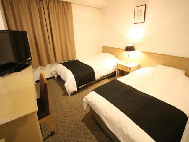 APA Hotel (Komatsu)-Twin Room Smoking-2