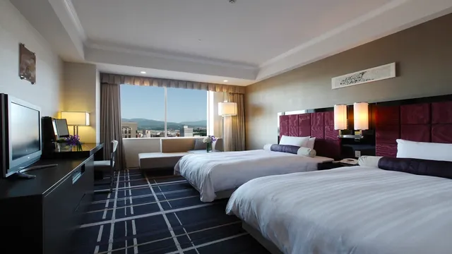 Stylish twin, 31 square meters / 17th-19th floors