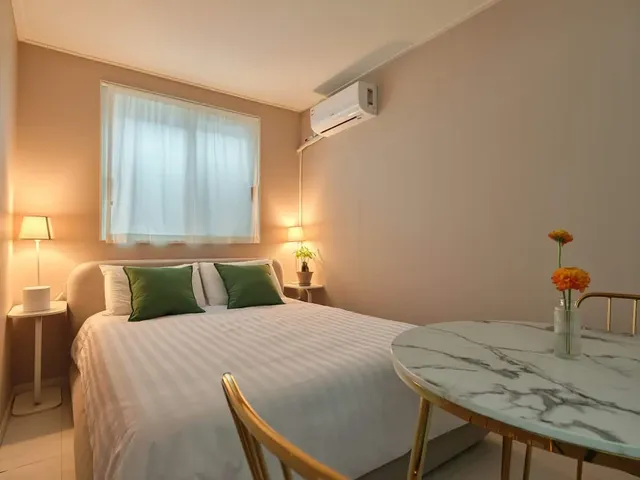 STAY Ogoo Dang Dang-Accommodates 5-6 people-6