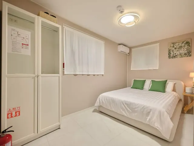 STAY Ogoo Dang Dang-Accommodates 5-6 people-4