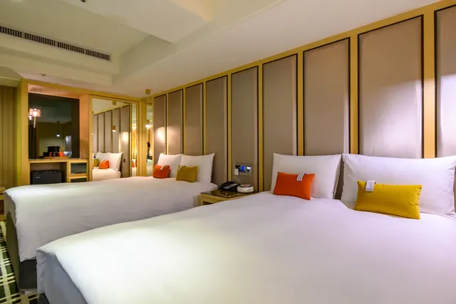 OLAH Poshtel Taichung Wenxin-Triple Room with Bathtub BAR-2