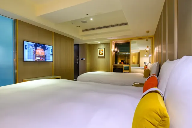 OLAH Poshtel Taichung Wenxin-Triple Room with Bathtub BAR-6