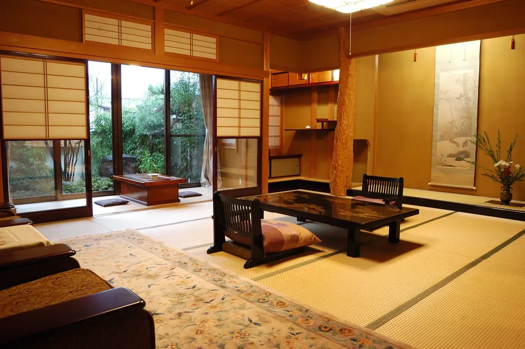 料亭旅館 八三館｜飛驒古川徒步7分/瀨戶川和白壁土藏街徒步5分
