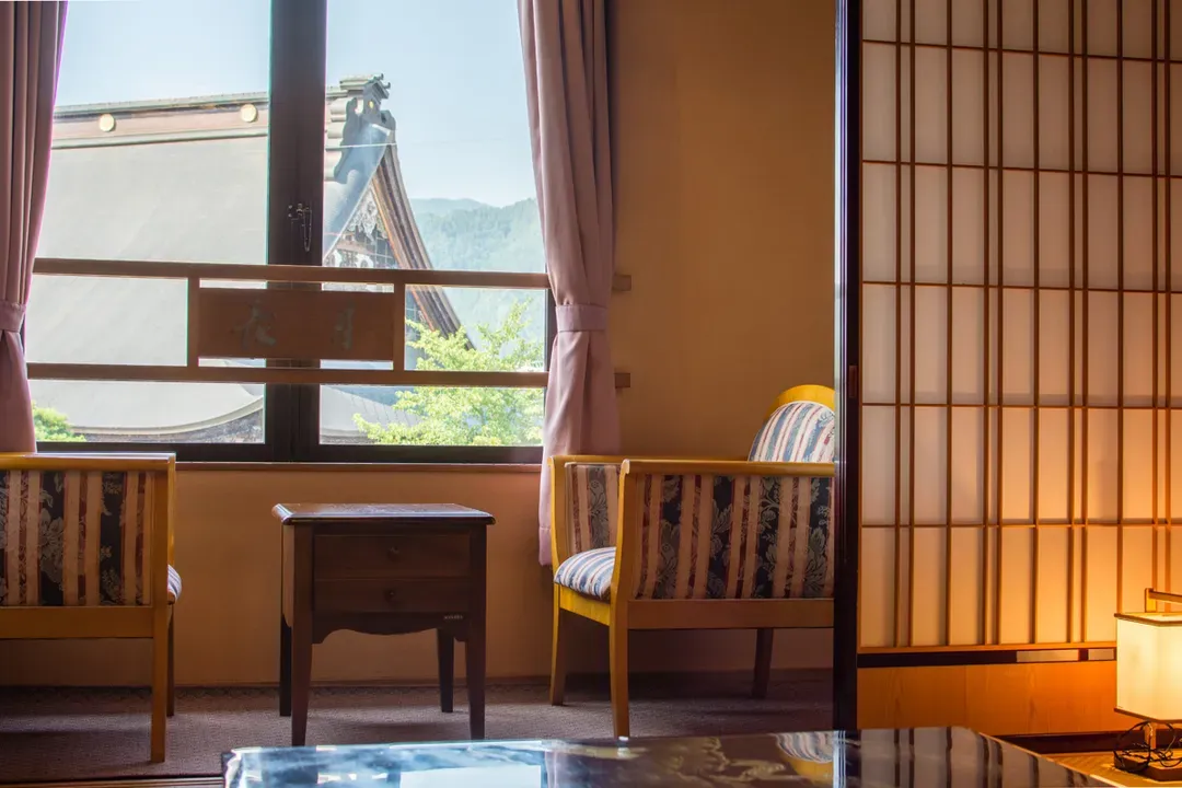 料亭旅館 八三館｜飛驒古川徒步7分/瀨戶川和白壁土藏街徒步5分