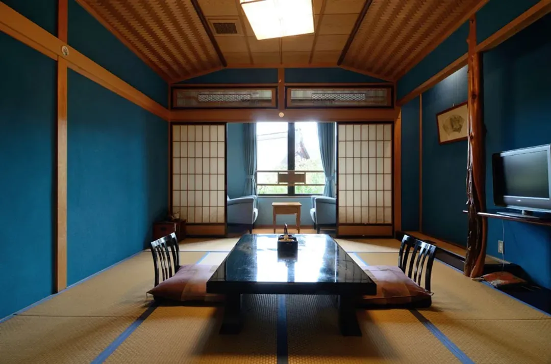 料亭旅館 八三館｜飛驒古川徒步7分/瀨戶川和白壁土藏街徒步5分