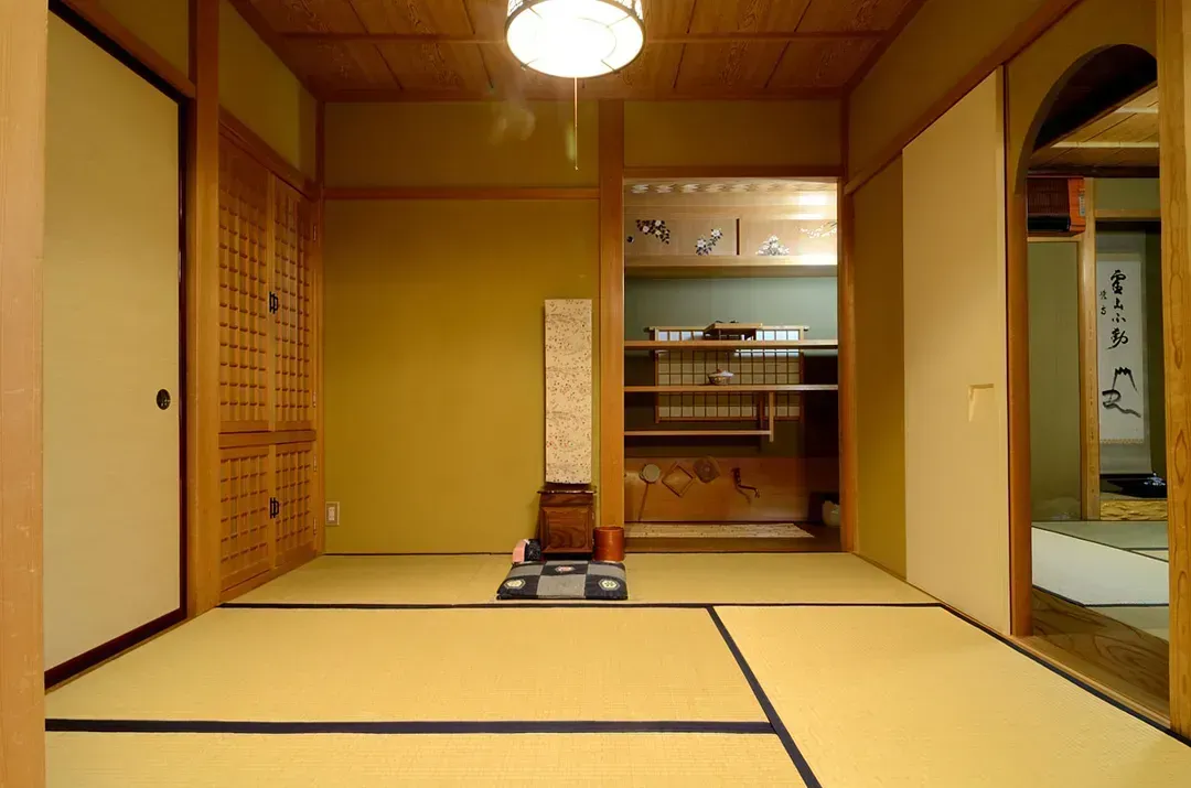 料亭旅館 八三館｜飛驒古川徒步7分/瀨戶川和白壁土藏街徒步5分