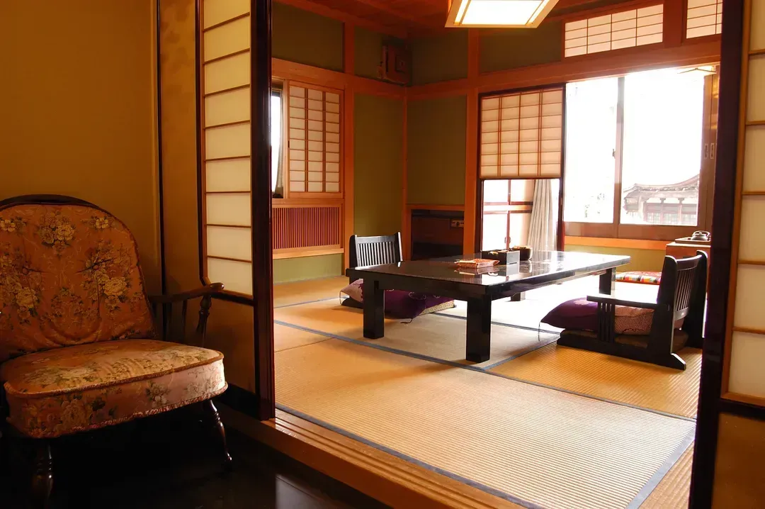 料亭旅館 八三館｜飛驒古川徒步7分/瀨戶川和白壁土藏街徒步5分