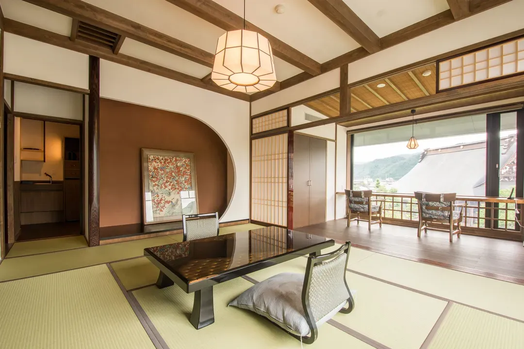 料亭旅館 八三館｜飛驒古川徒步7分/瀨戶川和白壁土藏街徒步5分