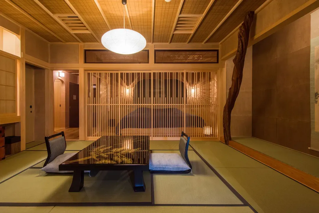 料亭旅館 八三館｜飛驒古川徒步7分/瀨戶川和白壁土藏街徒步5分