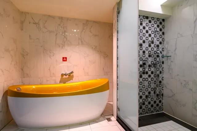 OLAH Poshtel Taichung Wenxin-King Room With Bath Non Refundable-9