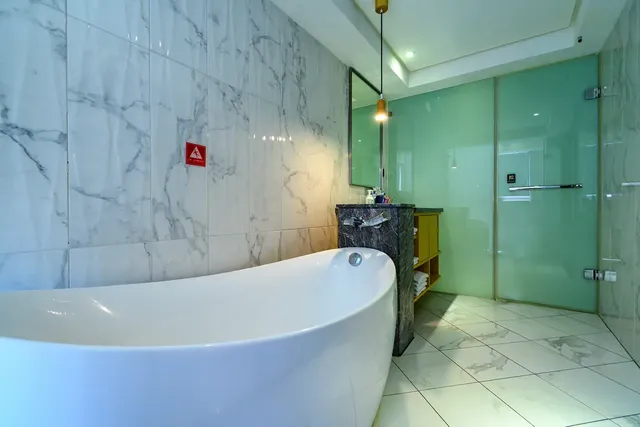 OLAH Poshtel Taichung Wenxin-Triple Room with Bathtub Consecutive Stay-3