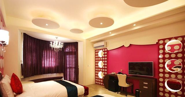 드림 포트리스 (Dream Fortress)-B2205 Red Pink Seaview Quadruple Room-3