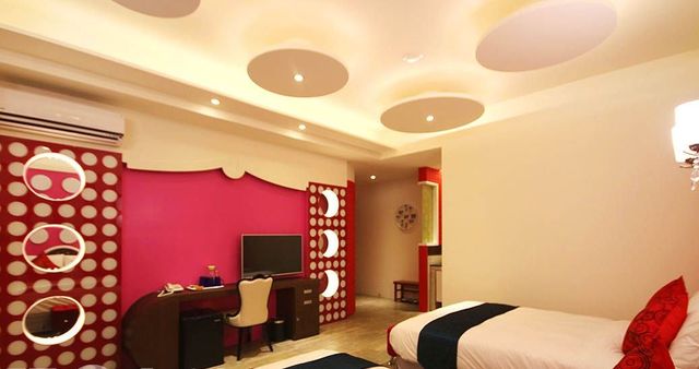 드림 포트리스 (Dream Fortress)-B2205 Red Pink Seaview Quadruple Room-4