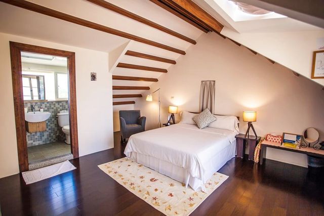 Summer Bed and Breakfast-H1 Sunrise Dawn Double Room-2