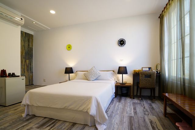 Summer Bed and Breakfast-S2 romantic micro-double room-2