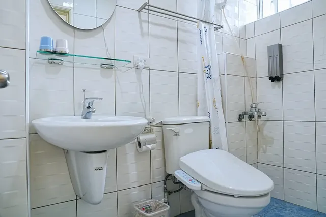 The Wind BnB-Double Room with Extra Bed-9