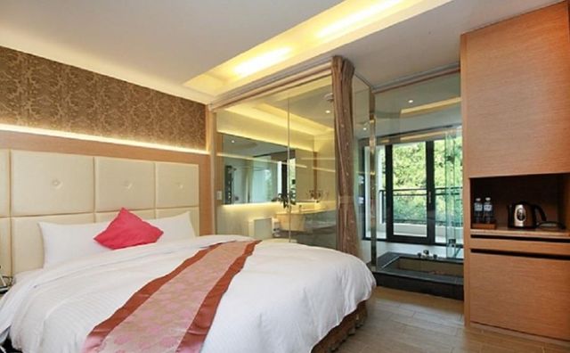 일월담 슈이안 레이크사이드 호텔 (Sun Moon Lake Shuian lakeside Hotel)-Deluxe Quadruple Suite with Mountain View (Soak Pond + Outside Balcony)-2