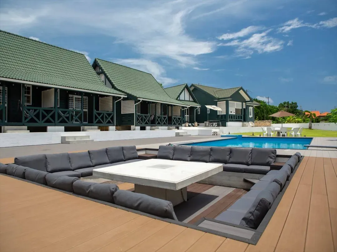 1min to beach! Pool access/Free parking/4maisonettes+2bedroom unit/Max21pax