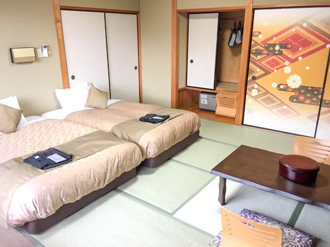 加贺山代LiVEMAX饭店 | 加贺温泉站开车12分钟