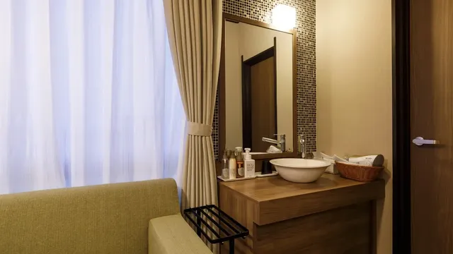 Single Japanese and Western room