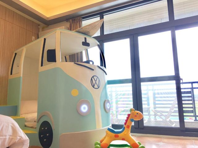 陽光小棧 | 房內球池、溜滑梯、小廚房、汽車床-汽車親子房-9