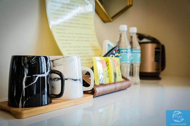 오션 파티 페밀리 펀 홈스테이 (Ocean Party Family Fun Homestay)-Deluxe Sea View Double Room With Balcony-Happiness-4