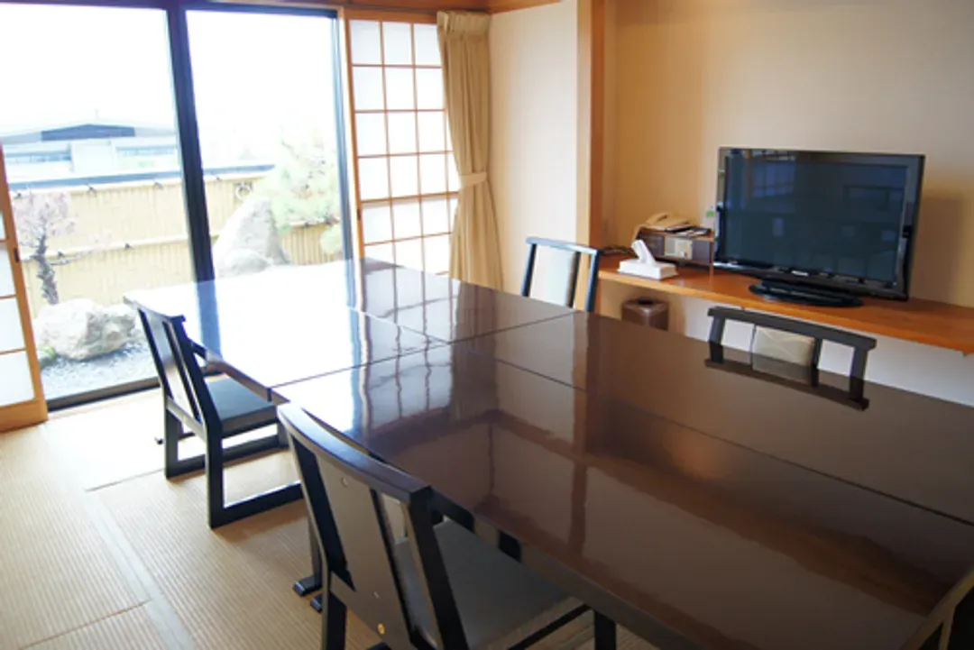 珍珠花園酒店 | JR高松站乘計程車約 8 分鐘
