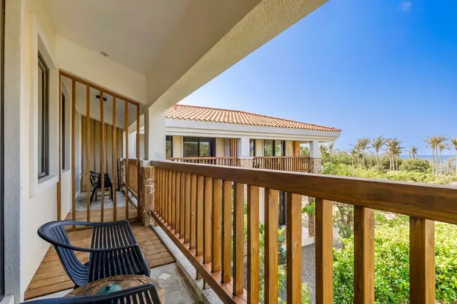 서던 선 홈스테이 북관 (Southern Sun Homestay North House)-King Room with Ocean View-7