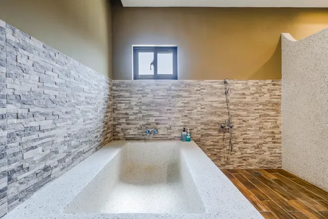 서던 선 홈스테이 북관 (Southern Sun Homestay North House)-Garden View Villa-11