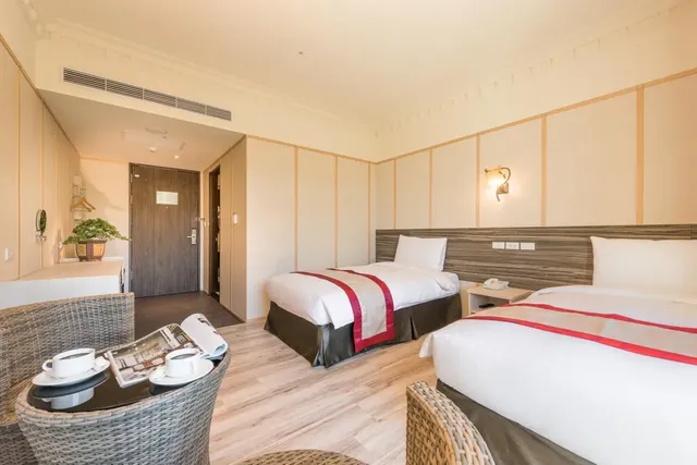 Classic Hotel Fantasy Palace-Simple Twin Room(two single beds)-2