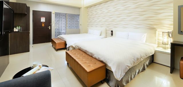 후위 레이크뷰 비앤비 (HU YUE LakeView B&B)-Standard Quadruple Room with Lake View-3