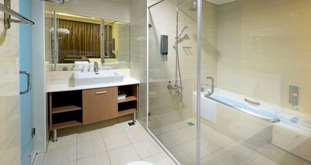 후위 레이크뷰 비앤비 (HU YUE LakeView B&B)-Standard Double Room with Lake View-7