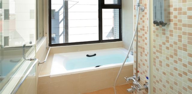 후위 레이크뷰 비앤비 (HU YUE LakeView B&B)-Deluxe Family Room with Lake View-5
