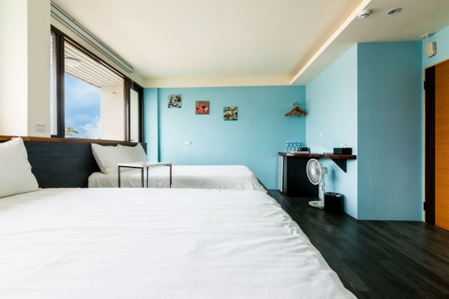 BoBo Inn-Quadruple Room with Balcony-2