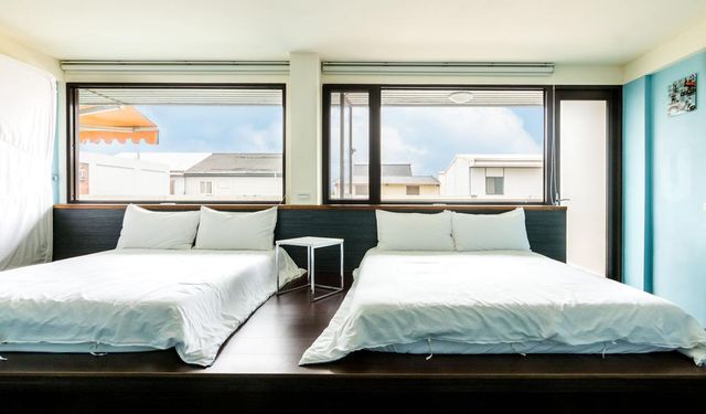 BoBo Inn-Quadruple Room with Balcony-5