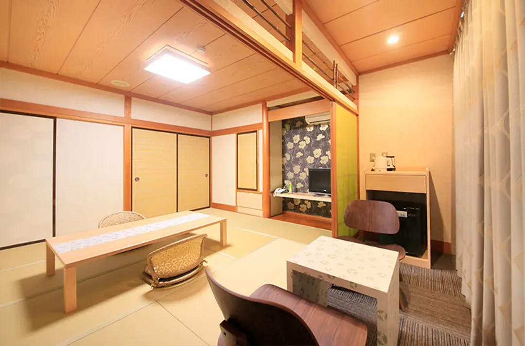 鬼怒川温泉丸京旅馆｜鬼怒川温泉站徒步3分/大浴场/日光东照宫开车40分