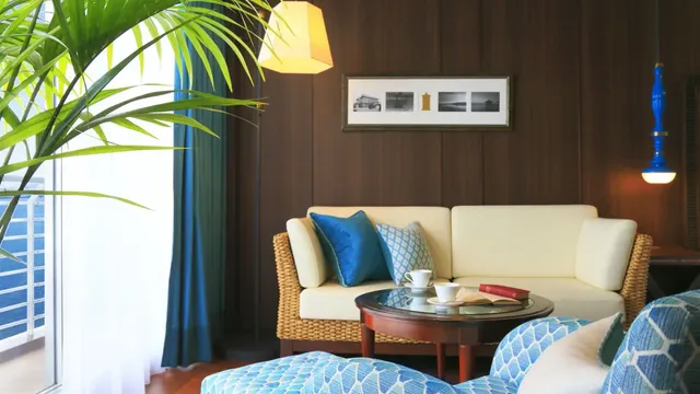 Club lounge night image
