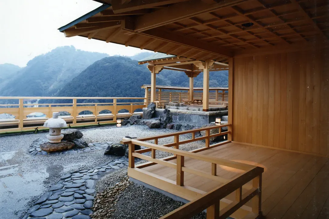 Yamaumi Onsen Shyuku Kaifuu