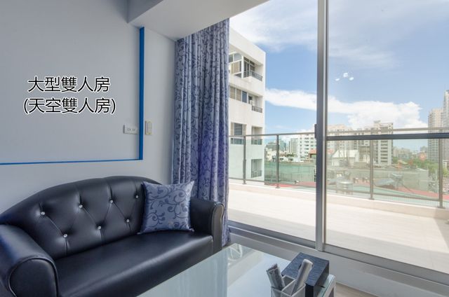 Tainan Fun Family Slide Elevator Bed and Breakfast | Near Chihkan Tower, Family Room with Slide-Sky Double Suite-10