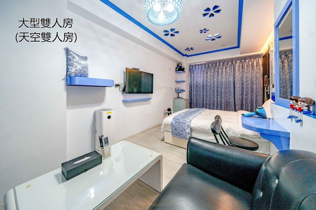 Tainan Fun Family Slide Elevator Bed and Breakfast | Near Chihkan Tower, Family Room with Slide-Sky Double Suite-2