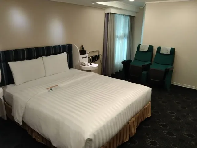 西門航棧商旅-高級雙人房-4