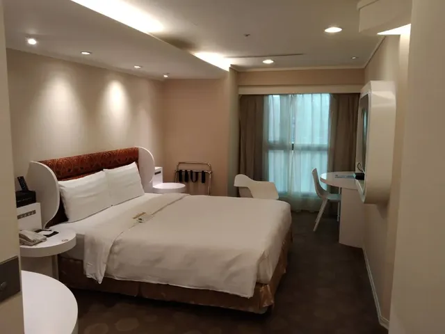 西門航棧商旅-豪華雙人房-4
