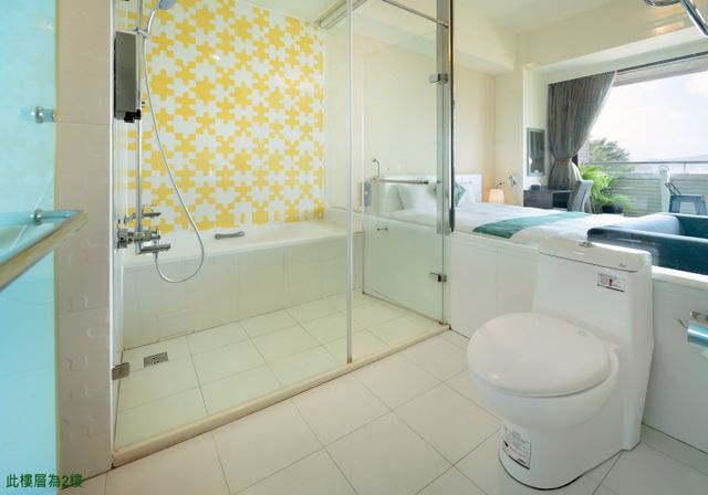 후위 레이크뷰 비앤비 (HU YUE LakeView B&B)-Low Floor Lake View Double Room-5